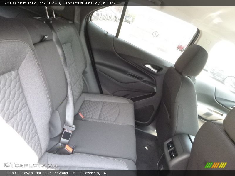Pepperdust Metallic / Jet Black 2018 Chevrolet Equinox LT AWD