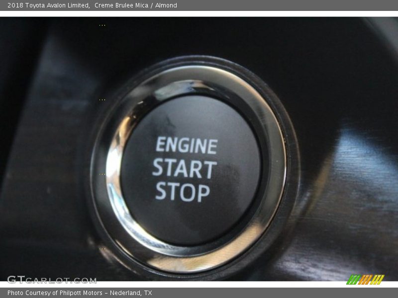 Creme Brulee Mica / Almond 2018 Toyota Avalon Limited