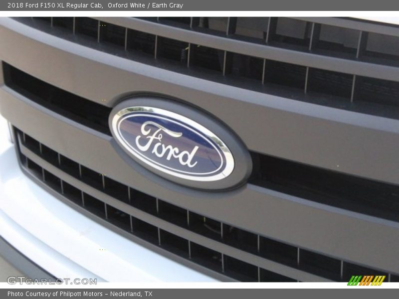 Oxford White / Earth Gray 2018 Ford F150 XL Regular Cab