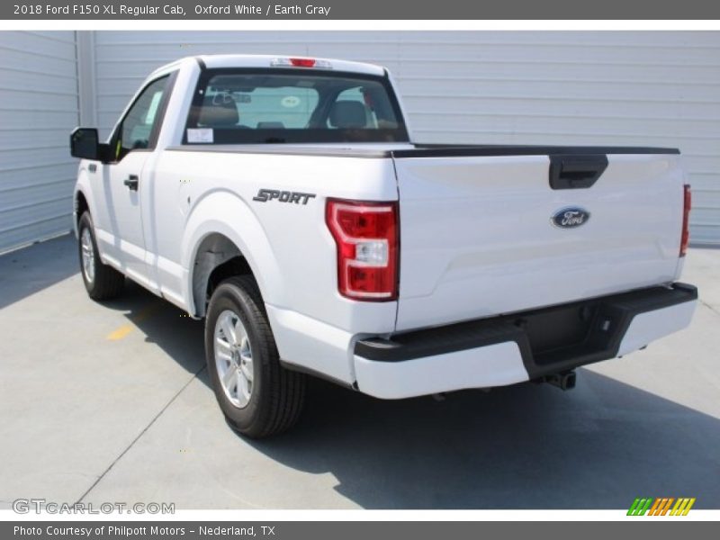 Oxford White / Earth Gray 2018 Ford F150 XL Regular Cab