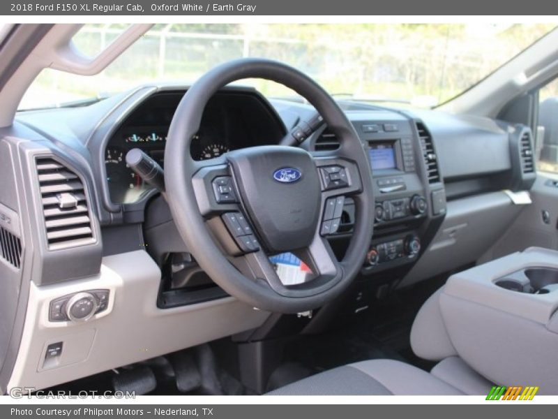 Oxford White / Earth Gray 2018 Ford F150 XL Regular Cab