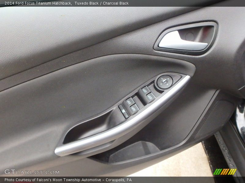 Tuxedo Black / Charcoal Black 2014 Ford Focus Titanium Hatchback