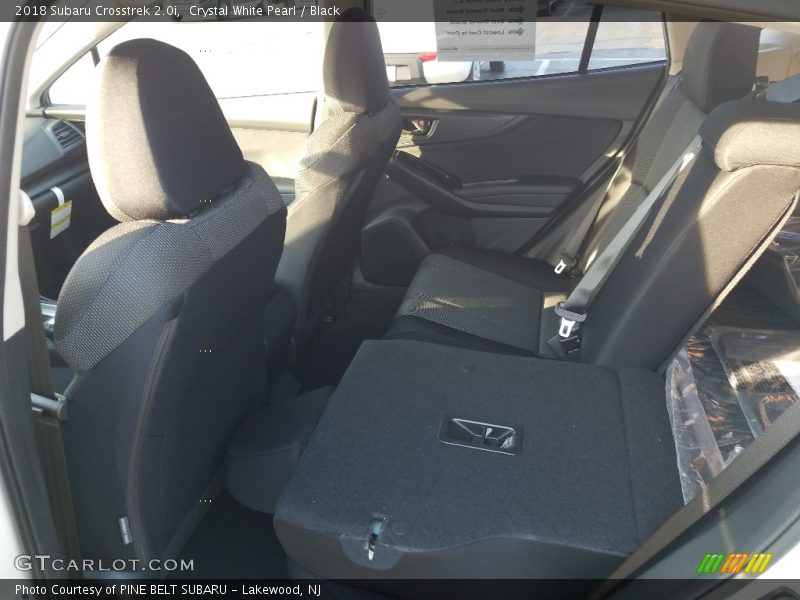 Crystal White Pearl / Black 2018 Subaru Crosstrek 2.0i