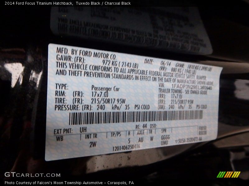 Tuxedo Black / Charcoal Black 2014 Ford Focus Titanium Hatchback