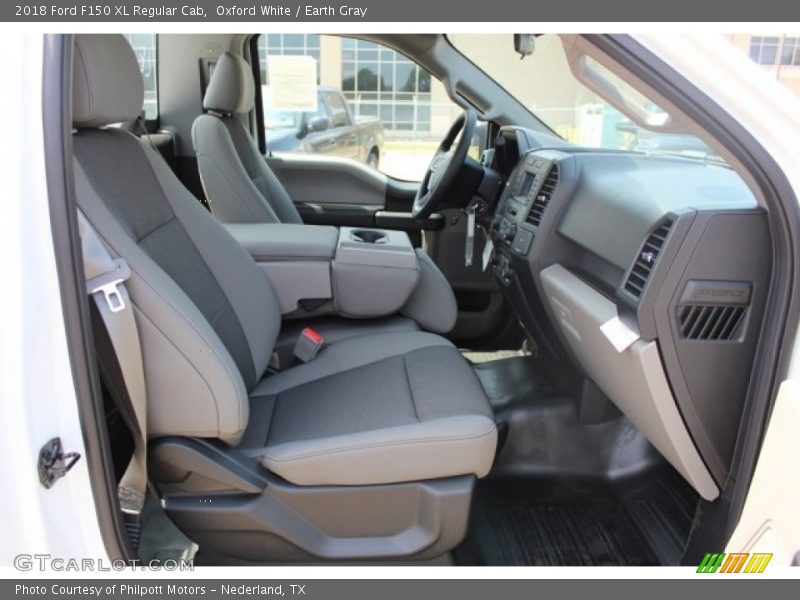 Oxford White / Earth Gray 2018 Ford F150 XL Regular Cab
