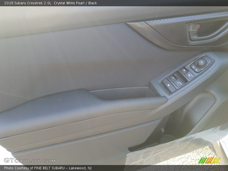 Crystal White Pearl / Black 2018 Subaru Crosstrek 2.0i