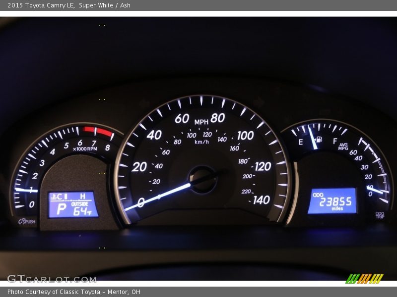 Super White / Ash 2015 Toyota Camry LE