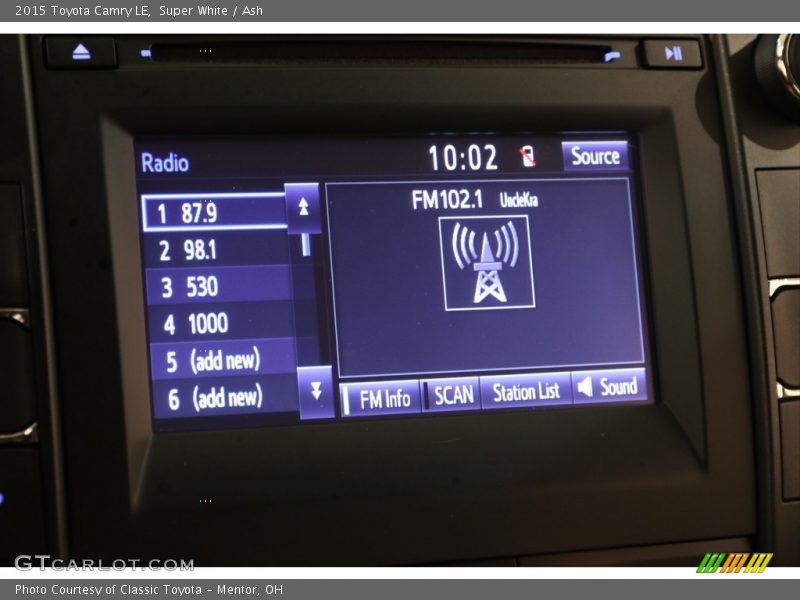 Super White / Ash 2015 Toyota Camry LE