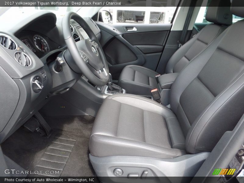 Deep Black Pearl / Charcoal 2017 Volkswagen Tiguan Wolfsburg