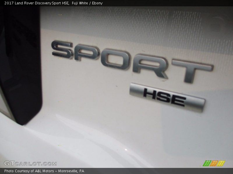 Fuji White / Ebony 2017 Land Rover Discovery Sport HSE