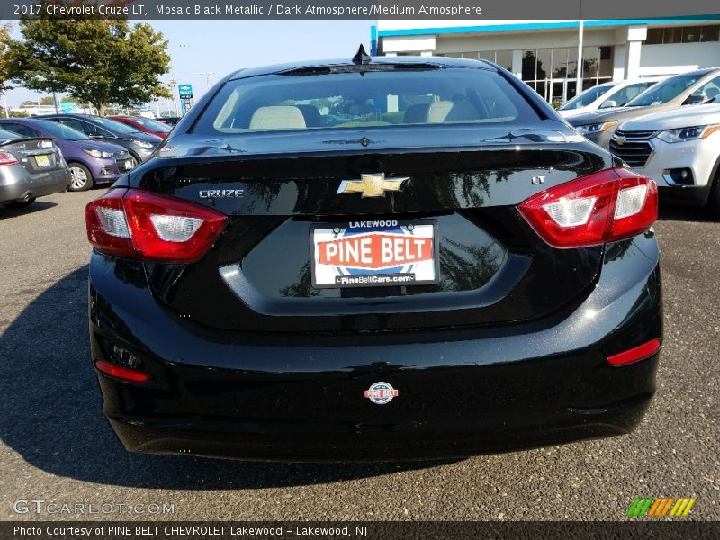 Mosaic Black Metallic / Dark Atmosphere/Medium Atmosphere 2017 Chevrolet Cruze LT