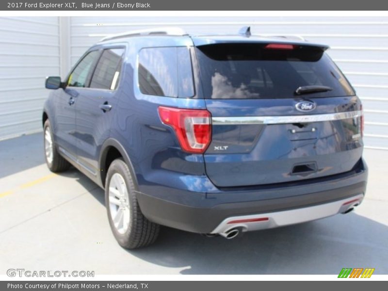 Blue Jeans / Ebony Black 2017 Ford Explorer XLT