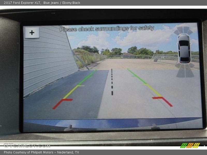 Blue Jeans / Ebony Black 2017 Ford Explorer XLT