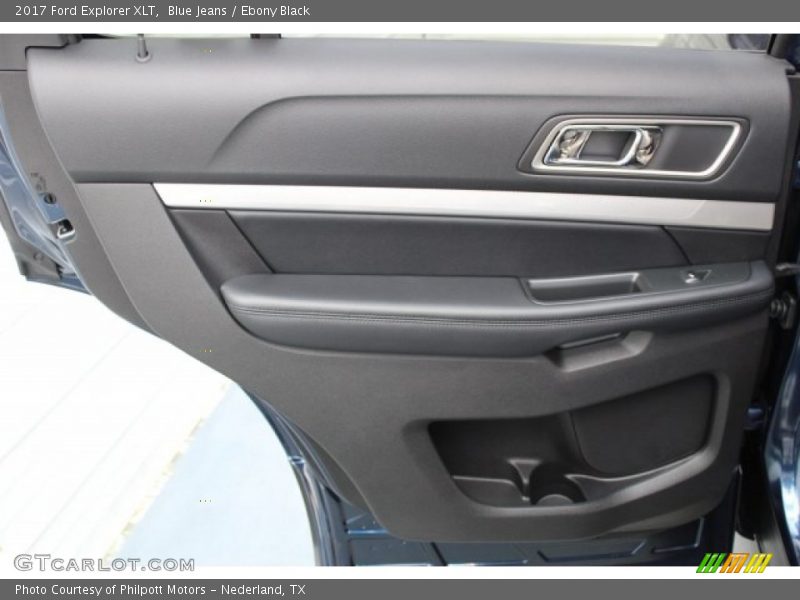 Blue Jeans / Ebony Black 2017 Ford Explorer XLT