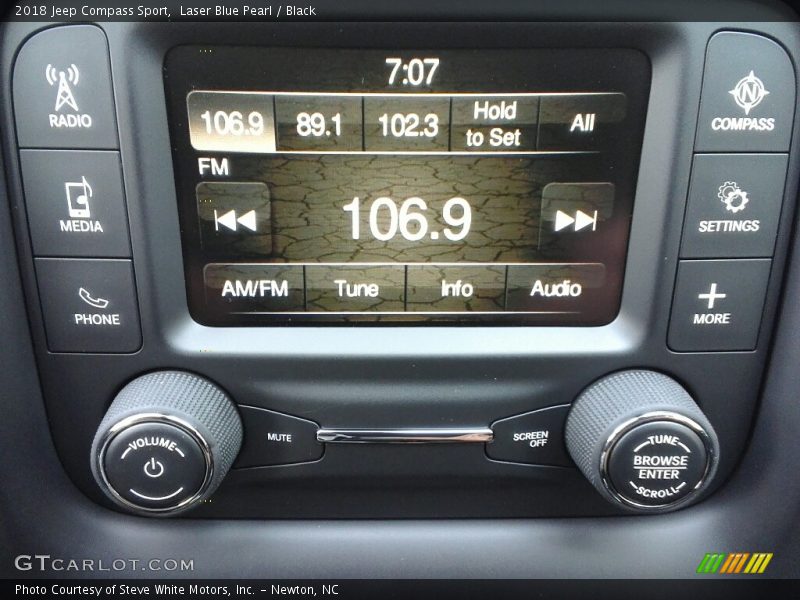 Audio System of 2018 Compass Sport