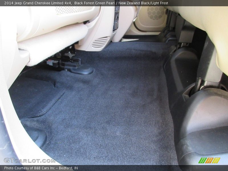 Black Forest Green Pearl / New Zealand Black/Light Frost 2014 Jeep Grand Cherokee Limited 4x4