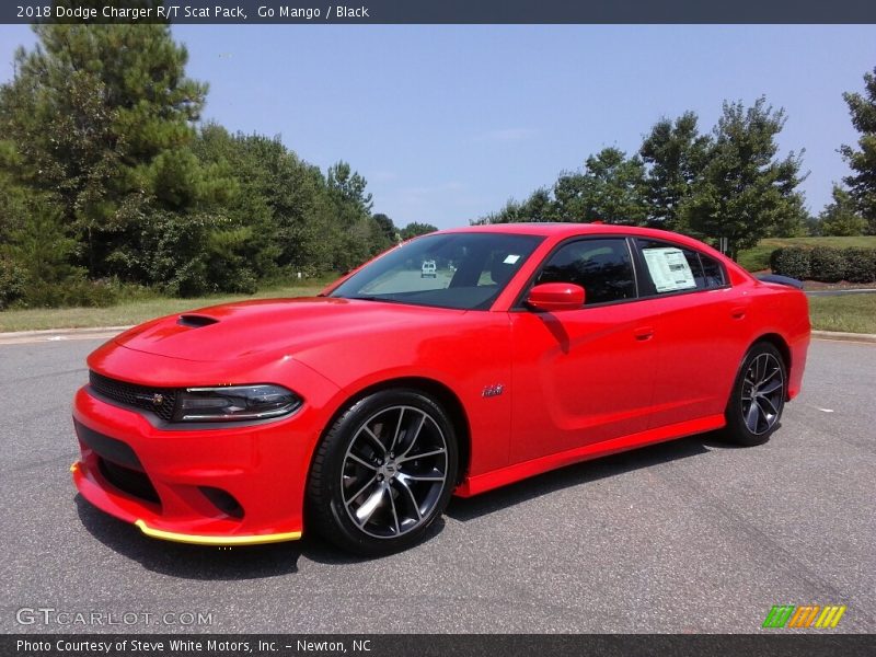 Go Mango / Black 2018 Dodge Charger R/T Scat Pack