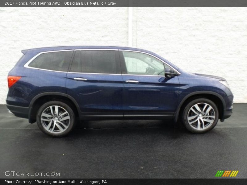 Obsidian Blue Metallic / Gray 2017 Honda Pilot Touring AWD