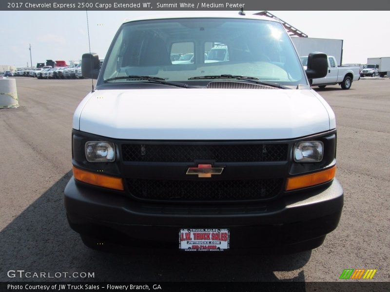 Summit White / Medium Pewter 2017 Chevrolet Express 2500 Cargo Extended WT