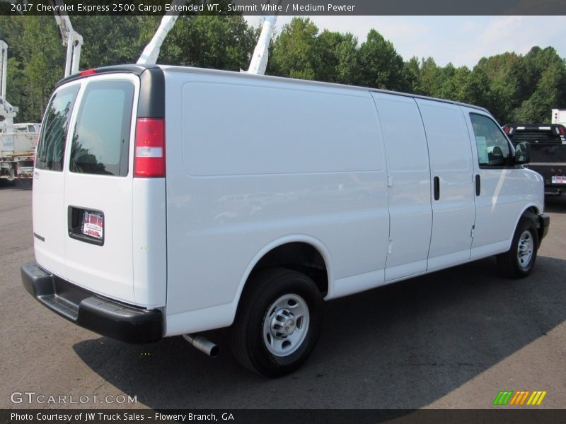 Summit White / Medium Pewter 2017 Chevrolet Express 2500 Cargo Extended WT