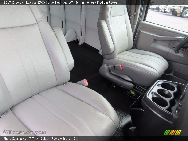 Summit White / Medium Pewter 2017 Chevrolet Express 2500 Cargo Extended WT