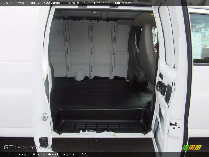 Summit White / Medium Pewter 2017 Chevrolet Express 2500 Cargo Extended WT