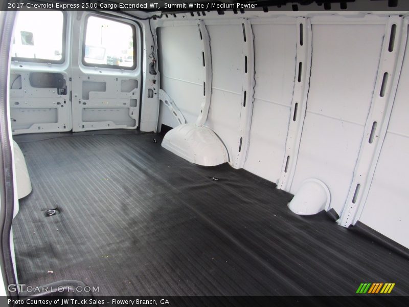Summit White / Medium Pewter 2017 Chevrolet Express 2500 Cargo Extended WT