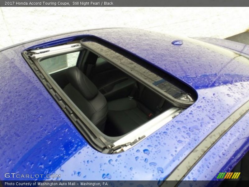 Sunroof of 2017 Accord Touring Coupe
