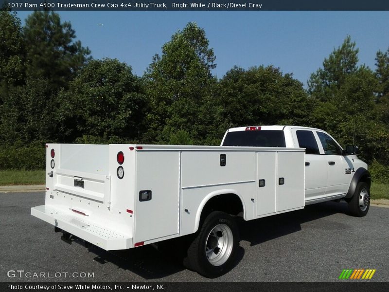 Bright White / Black/Diesel Gray 2017 Ram 4500 Tradesman Crew Cab 4x4 Utility Truck