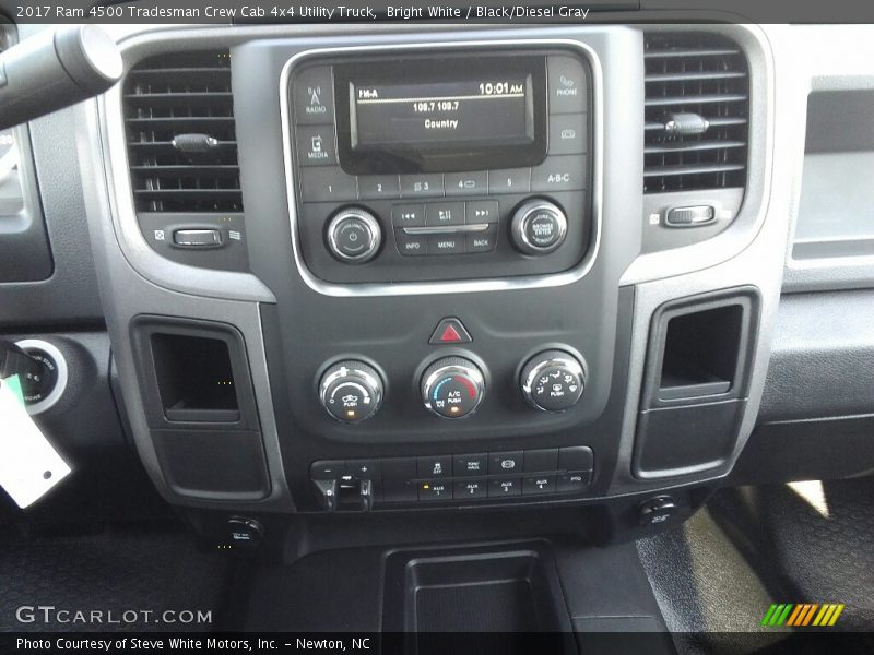 Bright White / Black/Diesel Gray 2017 Ram 4500 Tradesman Crew Cab 4x4 Utility Truck