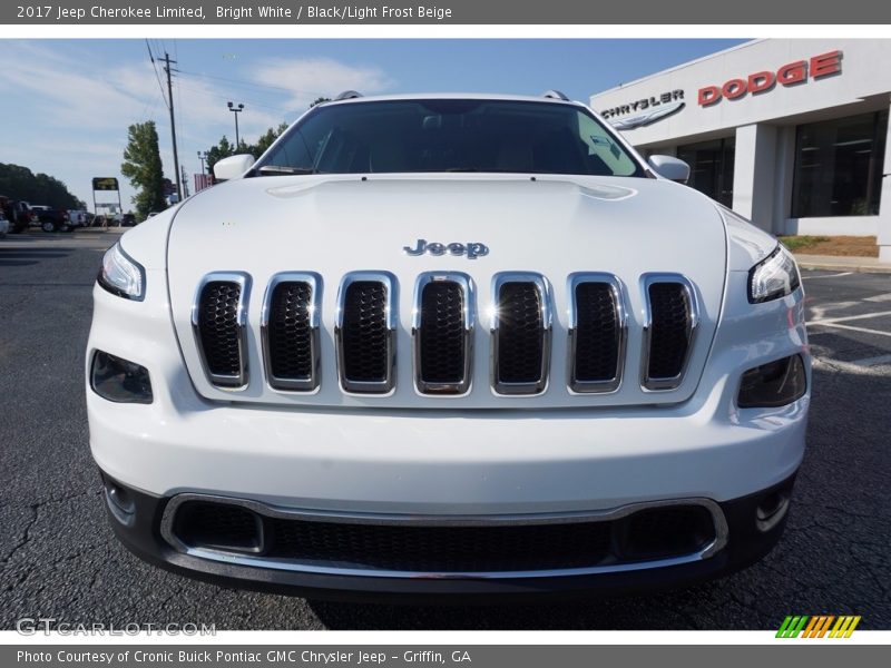 Bright White / Black/Light Frost Beige 2017 Jeep Cherokee Limited