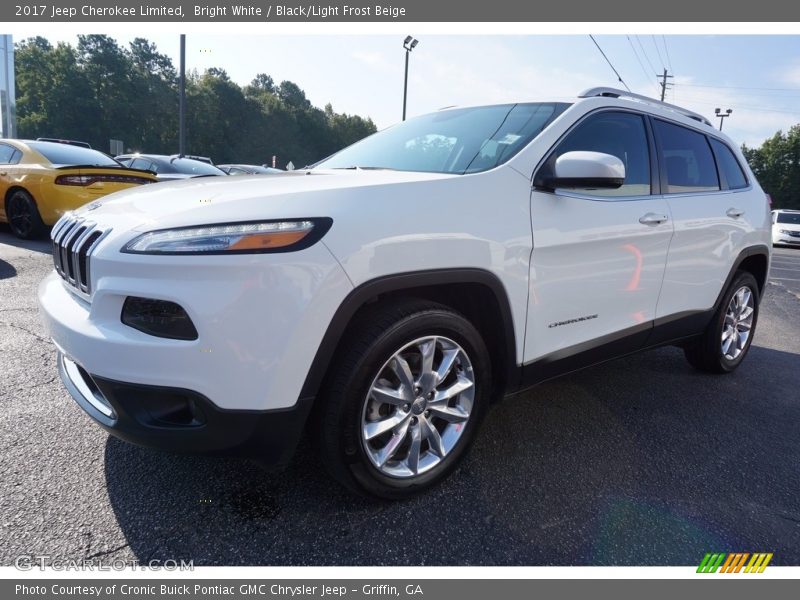 Bright White / Black/Light Frost Beige 2017 Jeep Cherokee Limited