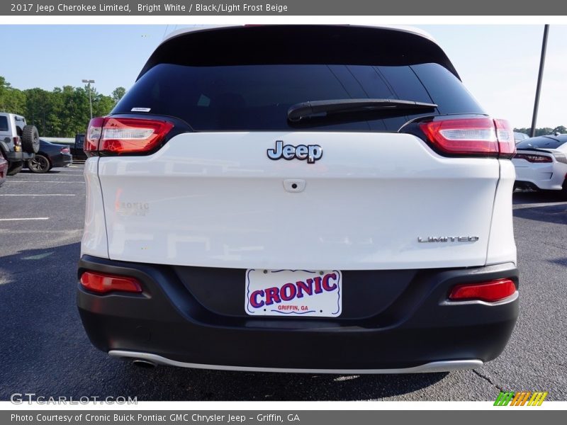 Bright White / Black/Light Frost Beige 2017 Jeep Cherokee Limited