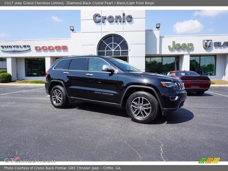Diamond Black Crystal Pearl / Black/Light Frost Beige 2017 Jeep Grand Cherokee Limited