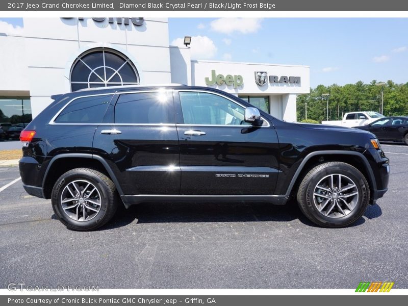 Diamond Black Crystal Pearl / Black/Light Frost Beige 2017 Jeep Grand Cherokee Limited