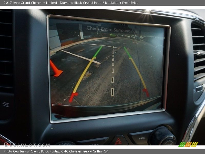 Diamond Black Crystal Pearl / Black/Light Frost Beige 2017 Jeep Grand Cherokee Limited
