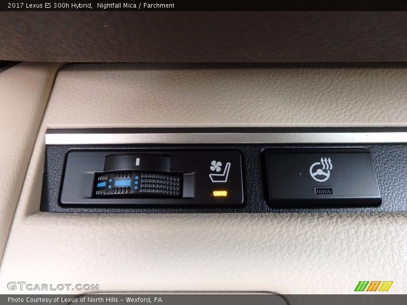 Nightfall Mica / Parchment 2017 Lexus ES 300h Hybrid