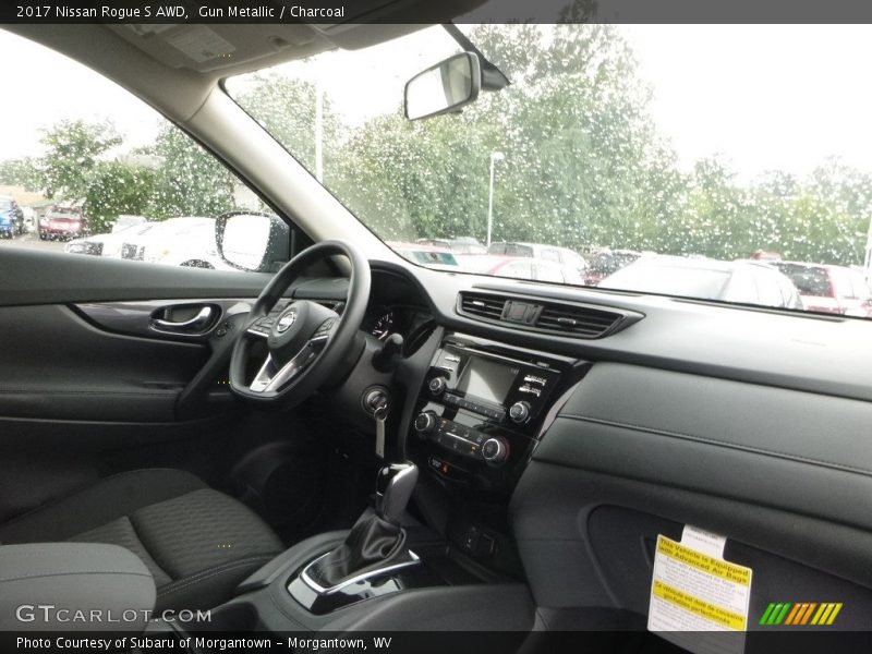 Gun Metallic / Charcoal 2017 Nissan Rogue S AWD