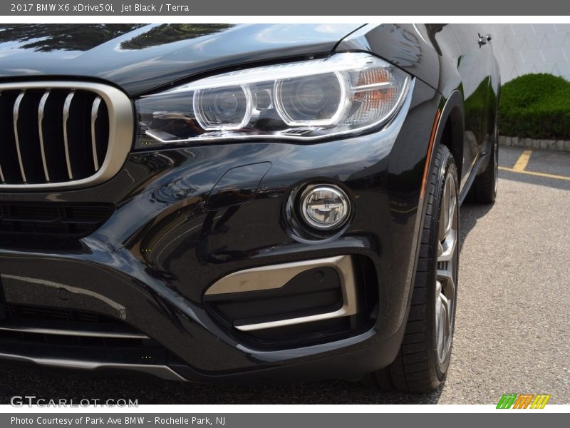 Jet Black / Terra 2017 BMW X6 xDrive50i