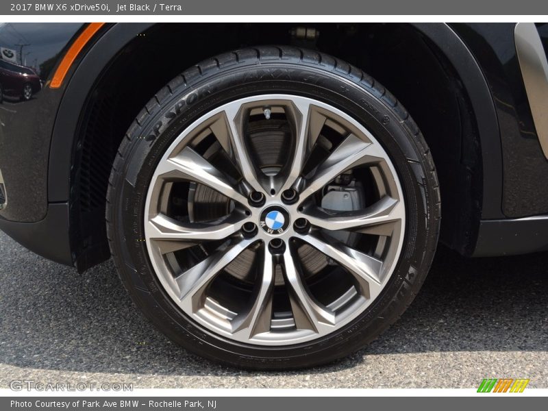 Jet Black / Terra 2017 BMW X6 xDrive50i