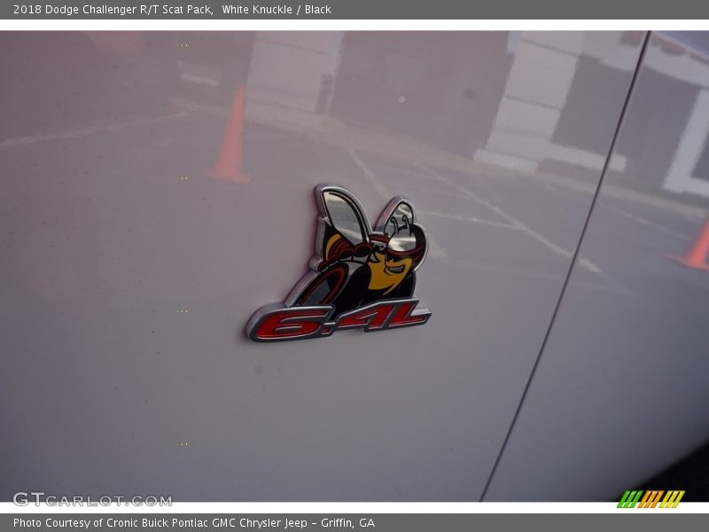 White Knuckle / Black 2018 Dodge Challenger R/T Scat Pack