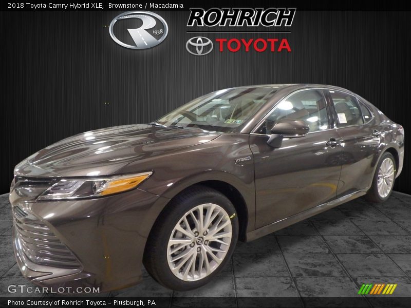 Brownstone / Macadamia 2018 Toyota Camry Hybrid XLE