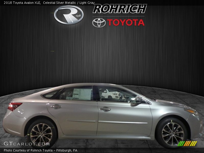 Celestial Silver Metallic / Light Gray 2018 Toyota Avalon XLE