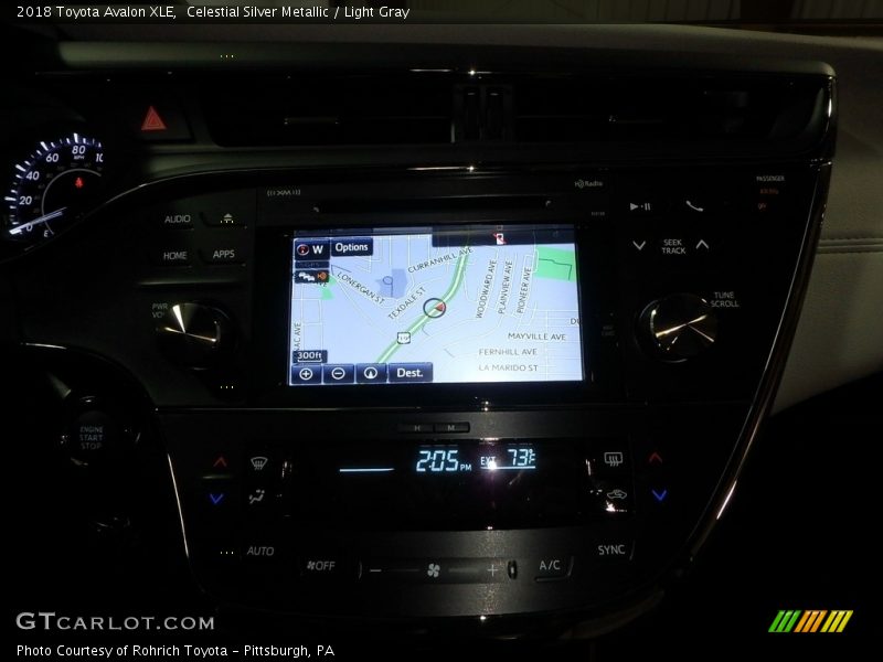 Celestial Silver Metallic / Light Gray 2018 Toyota Avalon XLE