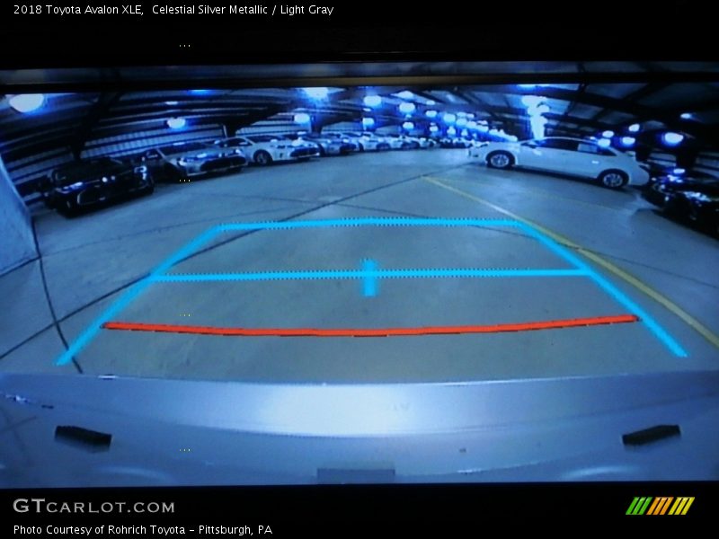 Celestial Silver Metallic / Light Gray 2018 Toyota Avalon XLE