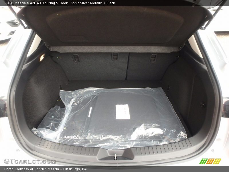 Sonic Silver Metallic / Black 2018 Mazda MAZDA3 Touring 5 Door
