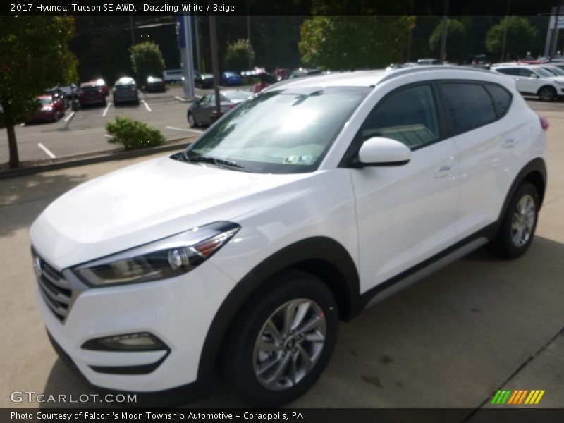Dazzling White / Beige 2017 Hyundai Tucson SE AWD