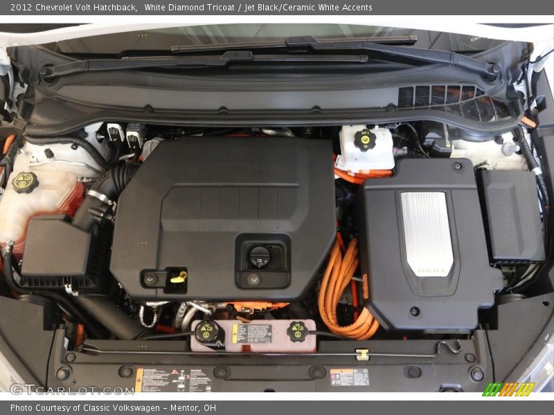 White Diamond Tricoat / Jet Black/Ceramic White Accents 2012 Chevrolet Volt Hatchback
