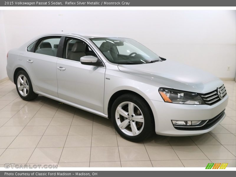 Reflex Silver Metallic / Moonrock Gray 2015 Volkswagen Passat S Sedan