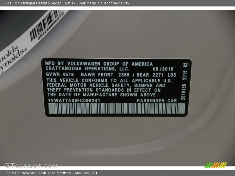 Reflex Silver Metallic / Moonrock Gray 2015 Volkswagen Passat S Sedan